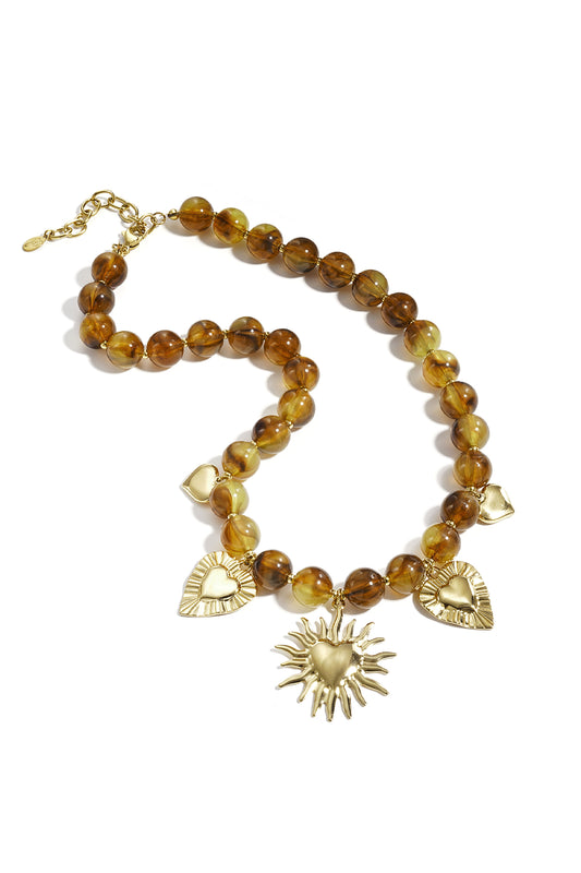 Kralenketting met zomerse charms